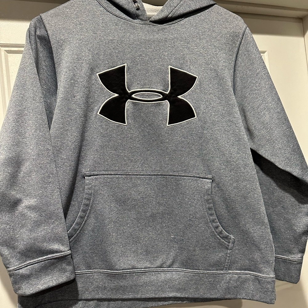 Boys Under Armour Hoodie. Size Large